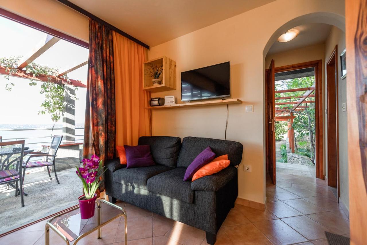 Holiday Home Maslinova 尼亚卢卡 外观 照片